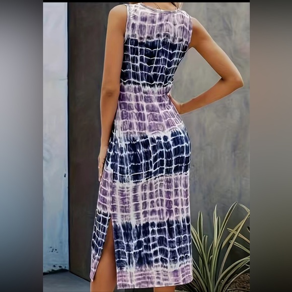 🆕 Tye Dye Color Block Dress - Picture 2 of 3